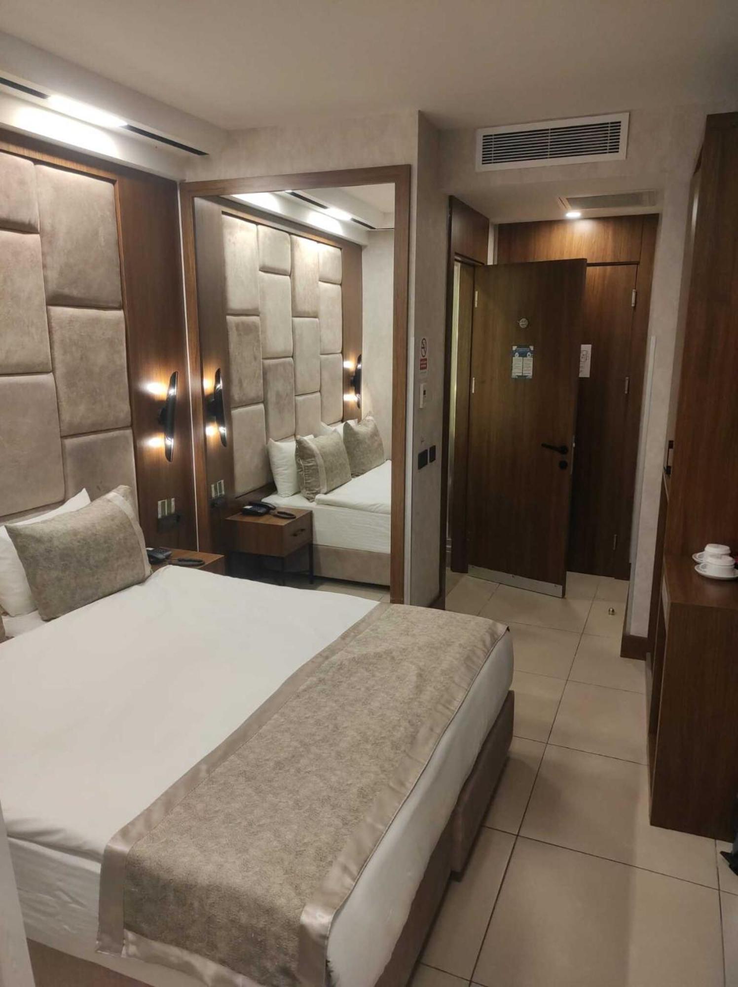 Four Sides Beyoglu Hotel Istanbul Exterior photo